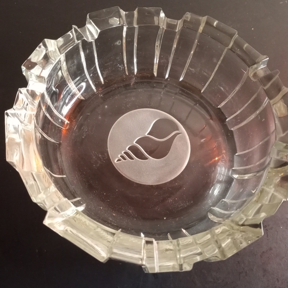 Signed Bormioli Rocco Italy Cut & Etched Crystal 6" Clear Ashtray. - Picture 2 of 6